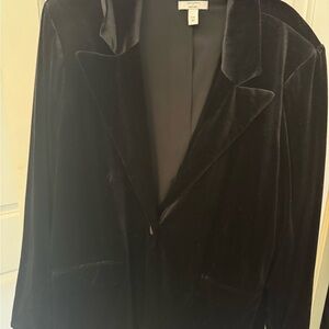 Nine West x Cara Santana | Black Velvet Blazer